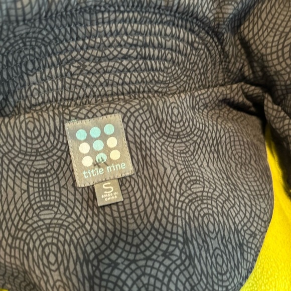 Title Nine Womens Grey Water‎ Resistant Gray Mid Length Winter Jacket Size S - Picture 6 of 13